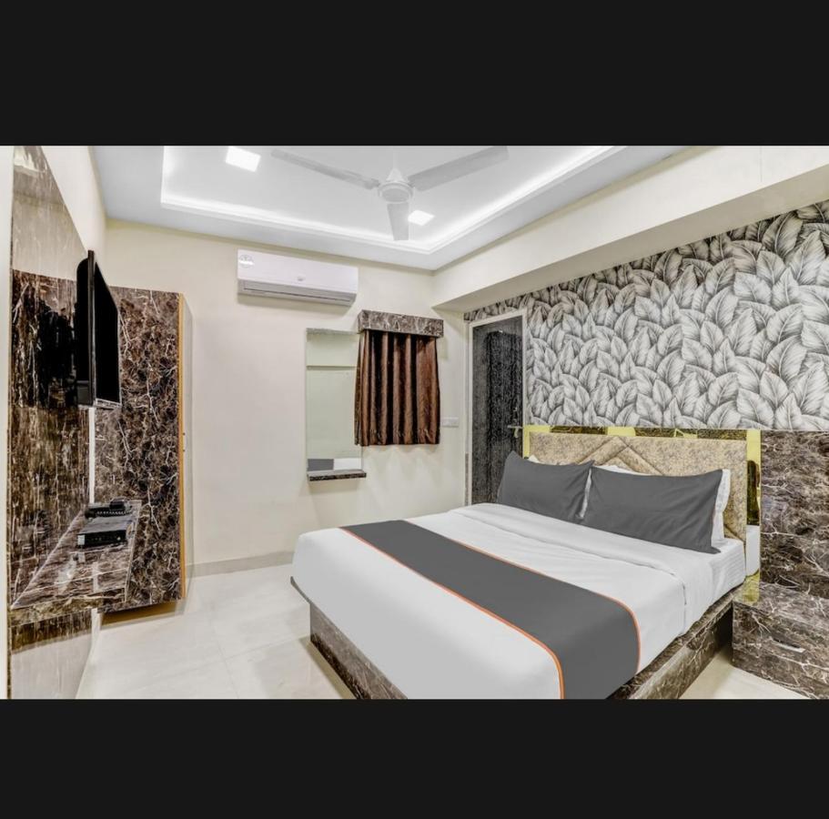 Hotel Bhavya Residency อาเมดาบัด ภายนอก รูปภาพ